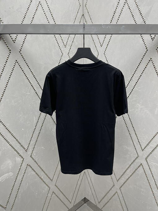 ディオールスーパーコピー  新しいシンプルでスタイリッシュな半袖Tシャツ