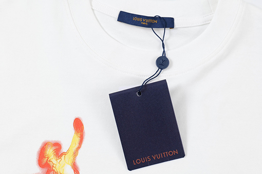 ルイヴィトンスーパーコピー  ロゴ刺繍クラシックラウンドネック半袖Tシャツ