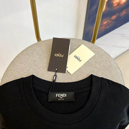 フェンディ パターンロゴクルーネック半袖Tシャツ
