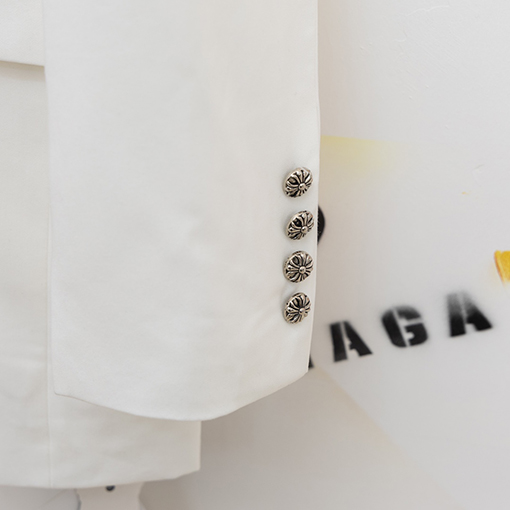 クロムハーツスーパーコピー レーザーロゴボタン刺繍スーツ