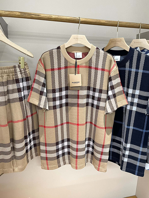 バーバリースーパーコピー 新しいチェック柄のストライプニット半袖Tシャツ