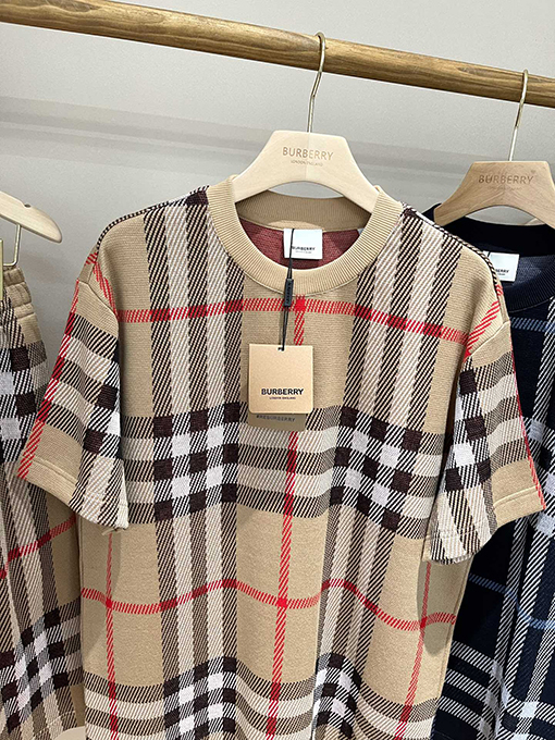 バーバリースーパーコピー 新しいチェック柄のストライプニット半袖Tシャツ
