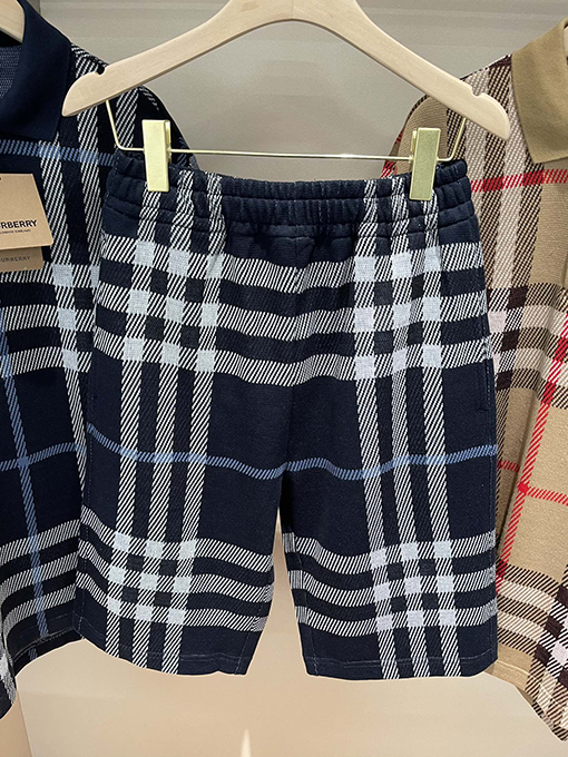 バーバリーコピー  新しいチェック柄のストレッチパンツ