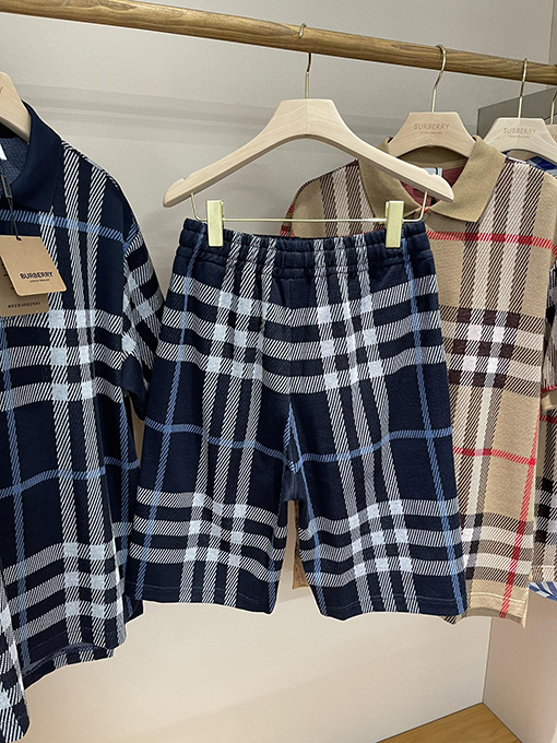 バーバリーコピー  新しいチェック柄のストレッチパンツ