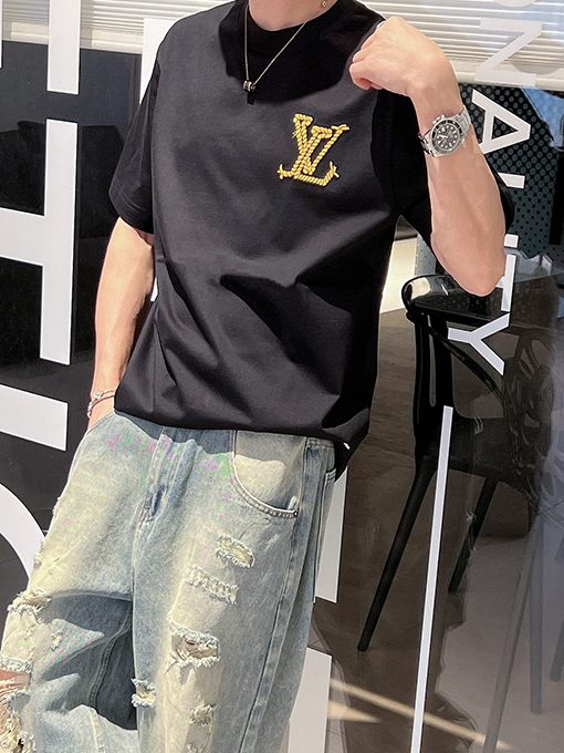 ルイヴィトン  パターンロゴクルーネック半袖Tシャツ