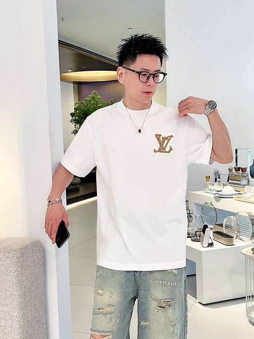 ルイヴィトン  パターンロゴクルーネック半袖Tシャツ