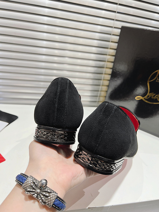 クリスチャンルブタン  ピープレート ルブタン ゴートゥー ヒール スタッズ レザーシューズ