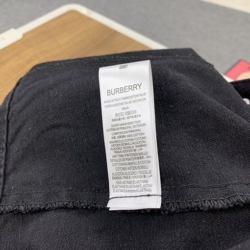 Burberry X Supreme コピー  クラシックな刺繍の軍馬デニムジャケット