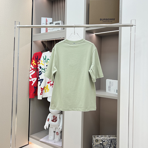 バーバリーコピー 馬術騎士軍馬ラベリングネック半袖Tシャツ