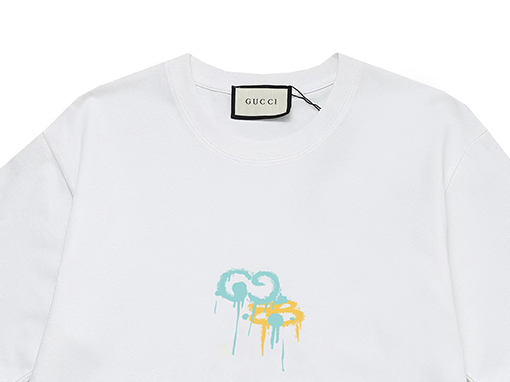グッチ   タイトなシルエットプリント半袖Tシャツ