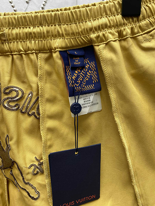 ルイヴィトンスーパーコピー   新しいボウリングショーツ