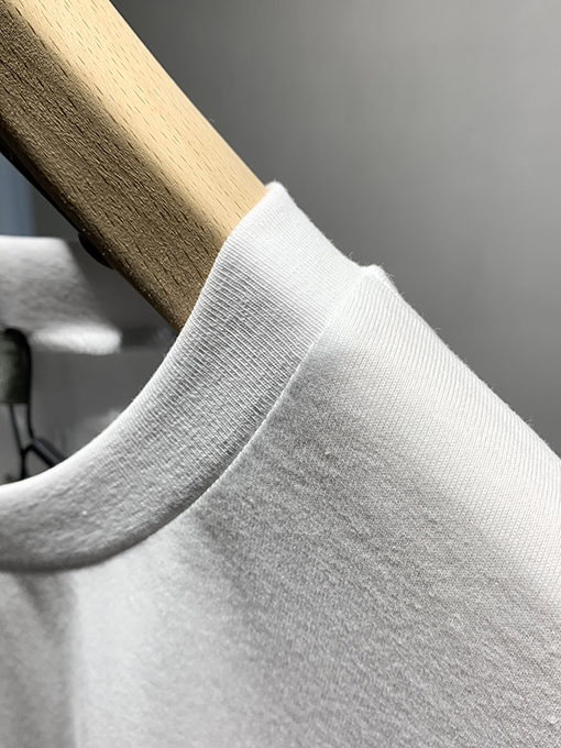 ディオール  新しいファッション蜂刺繍Tシャツ