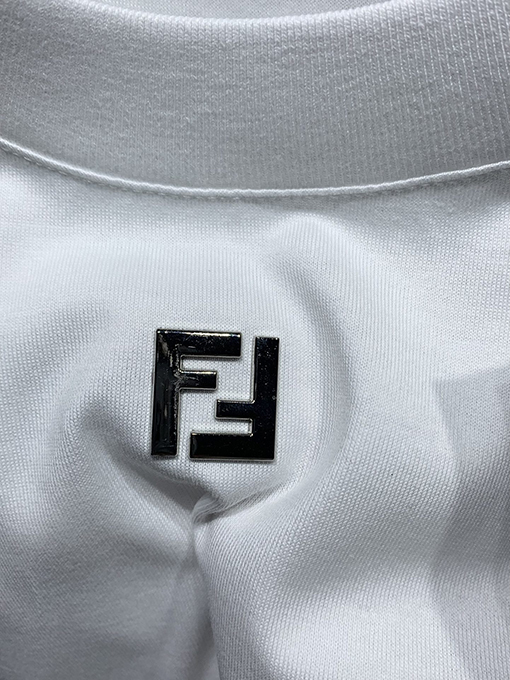 フェンディ メタリックFFラベリングファッションTシャツ