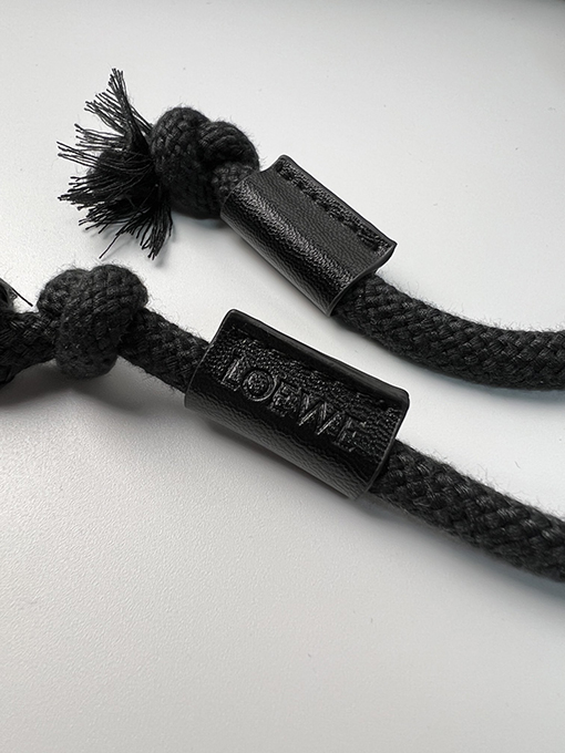 ロエベスーパーコピー ロゴレザーラベルパーカー
