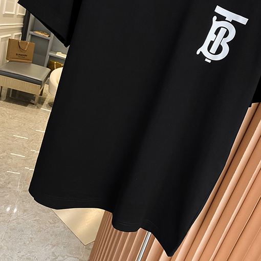 バーバリー ロゴ柄コットンゆったりフィット半袖Tシャツ