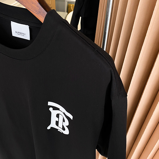 バーバリー ロゴ柄コットンゆったりフィット半袖Tシャツ