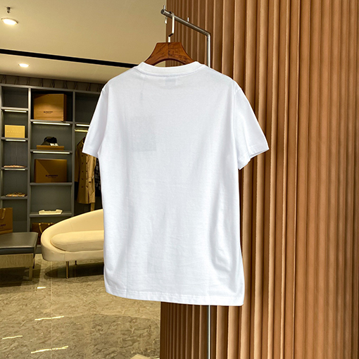 バーバリー ロゴ柄コットンゆったりフィット半袖Tシャツ