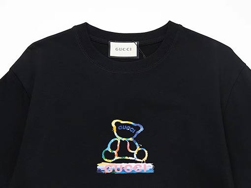 グッチ ロゴプリントパターンバックラベルデザインTシャツ