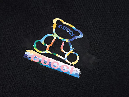 グッチ ロゴプリントパターンバックラベルデザインTシャツ