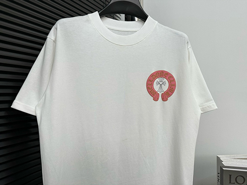 クロムハーツコピー サンスクリット語のラウンドネックTシャツ