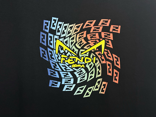 フェンディスーパーコピー ロゴプリントTシャツ半袖Tシャツ