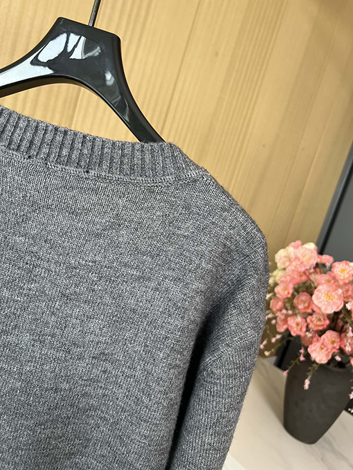 プラダ 新しいジャカードニット長袖セーター