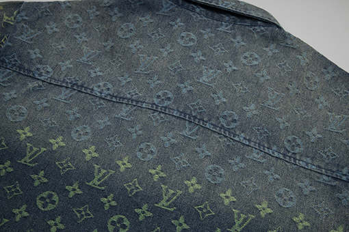 ルイヴィトンスーパーコピー 早春のデニムジャケット