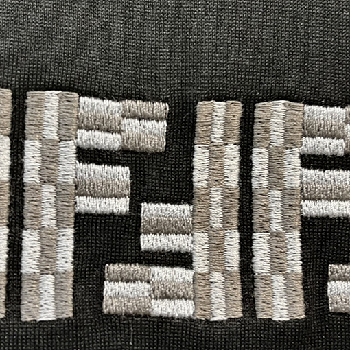 フェンディスーパーコピー 刺繍半袖ラウンドネックTシャツ