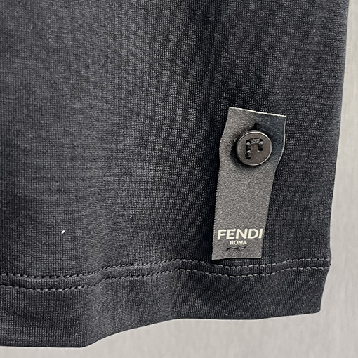 フェンディスーパーコピー 刺繍半袖ラウンドネックTシャツ