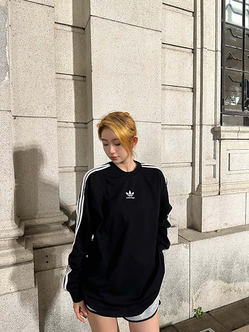 Balenciaga X Adidas スーパーコピー コラボレーションロゴプリント長袖シャツ