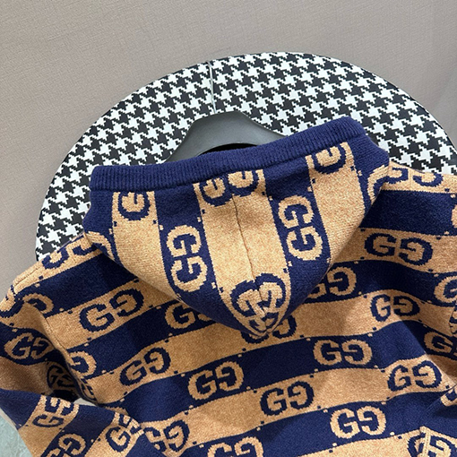 グッチピー  パッチワークロゴジャカードパーカー