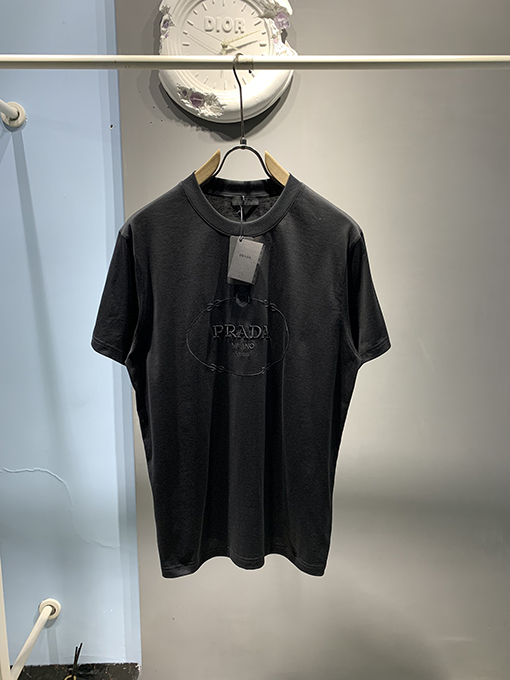 プラダ 新しいSavoyノット刺繍Tシャツ