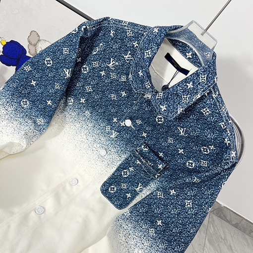 ルイヴィトン グラデーションデニムシャツのツートンコート