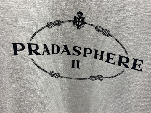 プラダコピー 新しいsphere ll倉庫ストーリーTシャツ