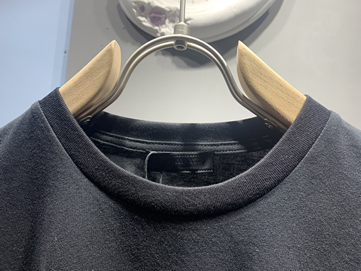 プラダコピー 新しいsphere ll倉庫ストーリーTシャツ