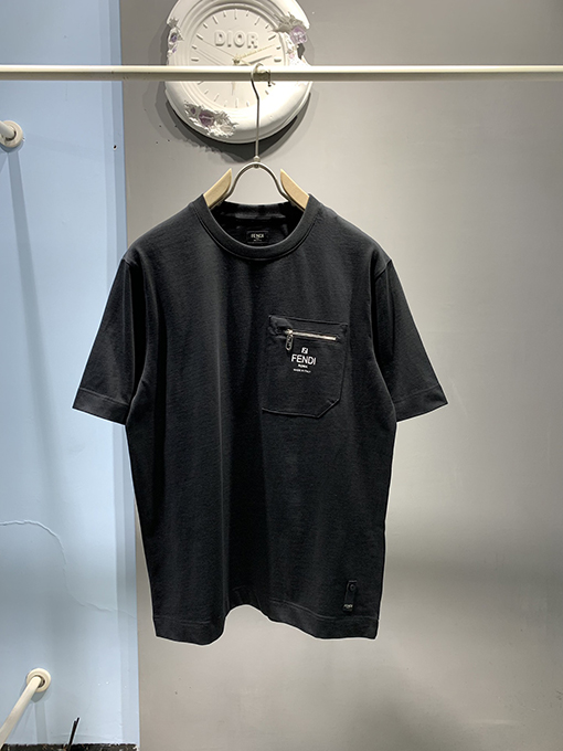フェンディ 新しいポケットジッパーTシャツ