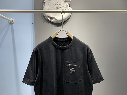 フェンディ 新しいポケットジッパーTシャツ