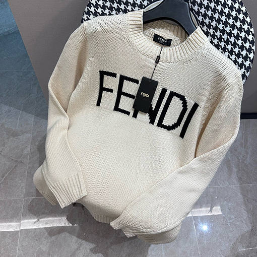 フェンディ  アルファベットジャカードクルーネックニットセーター