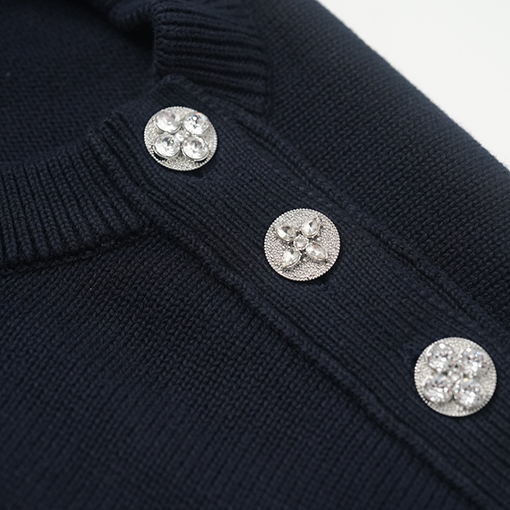 ルイヴィトン 胸に刺繍されたダイヤモンドボタンのクルーネックセーター