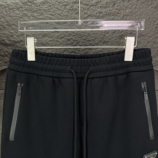 プラダ 新しいバッジアルファベットポケットジッパーカップルパンツ