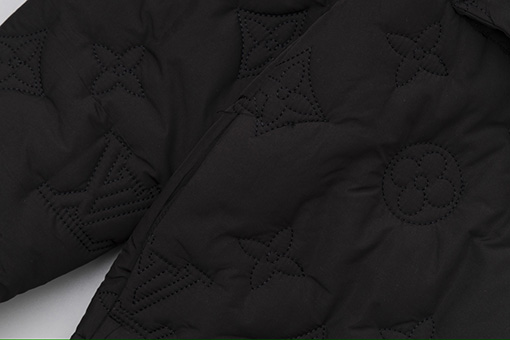 ルイヴィトン  新しい MONOGRAM 刺繍コットンジャケット