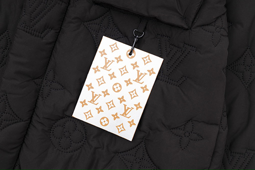 ルイヴィトン  新しい MONOGRAM 刺繍コットンジャケット