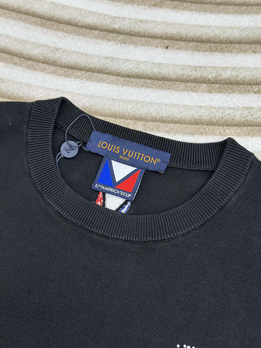 ルイヴィトン アルファベットロゴロゴ刺繍ホットダイヤモンド半袖Tシャツ