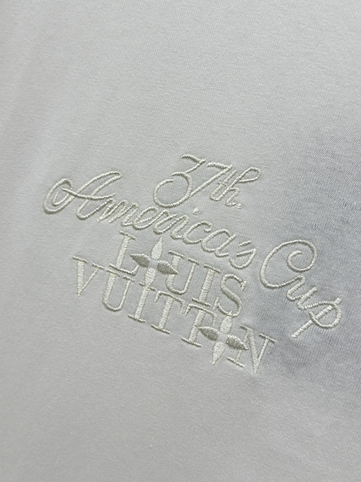 ルイヴィトンスーパーコピー  エンボス刺繍カラー半袖Tシャツ