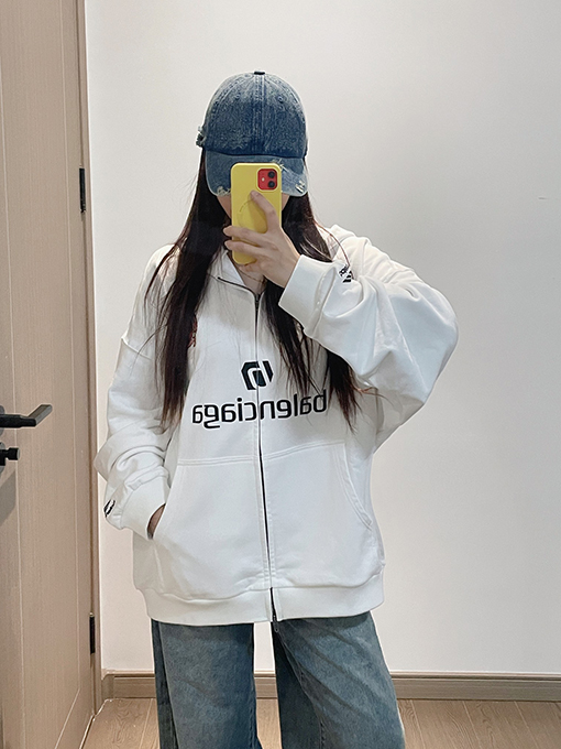 バレンシアガ PARIS SOCCER HOODIEミディアムサイズジッパーパーカー