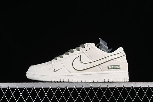 NIKE SB Dunk Low x Supreme ローカットカジュアルスニーカー
