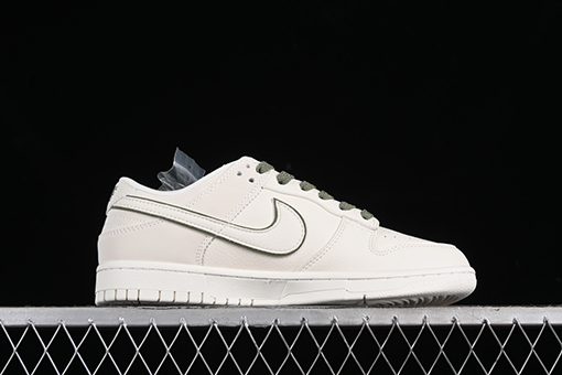 NIKE SB Dunk Low x Supreme ローカットカジュアルスニーカー