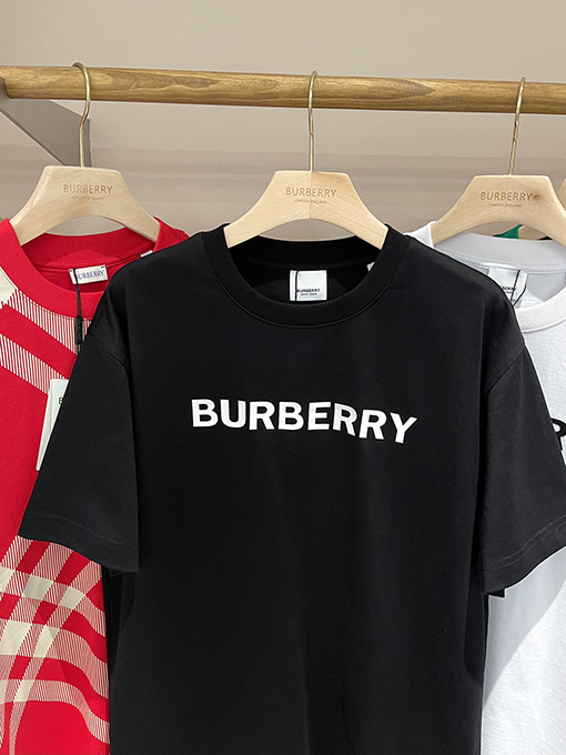 バーバリーコピー 新しい サイトプリント文字半袖Tシャツ