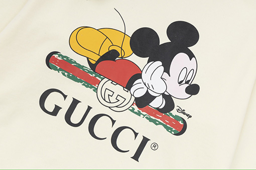 グッチ  ミッキープリントクルーネックパーカー