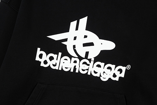バレンシアガ Balenciagaフード付きパーカー